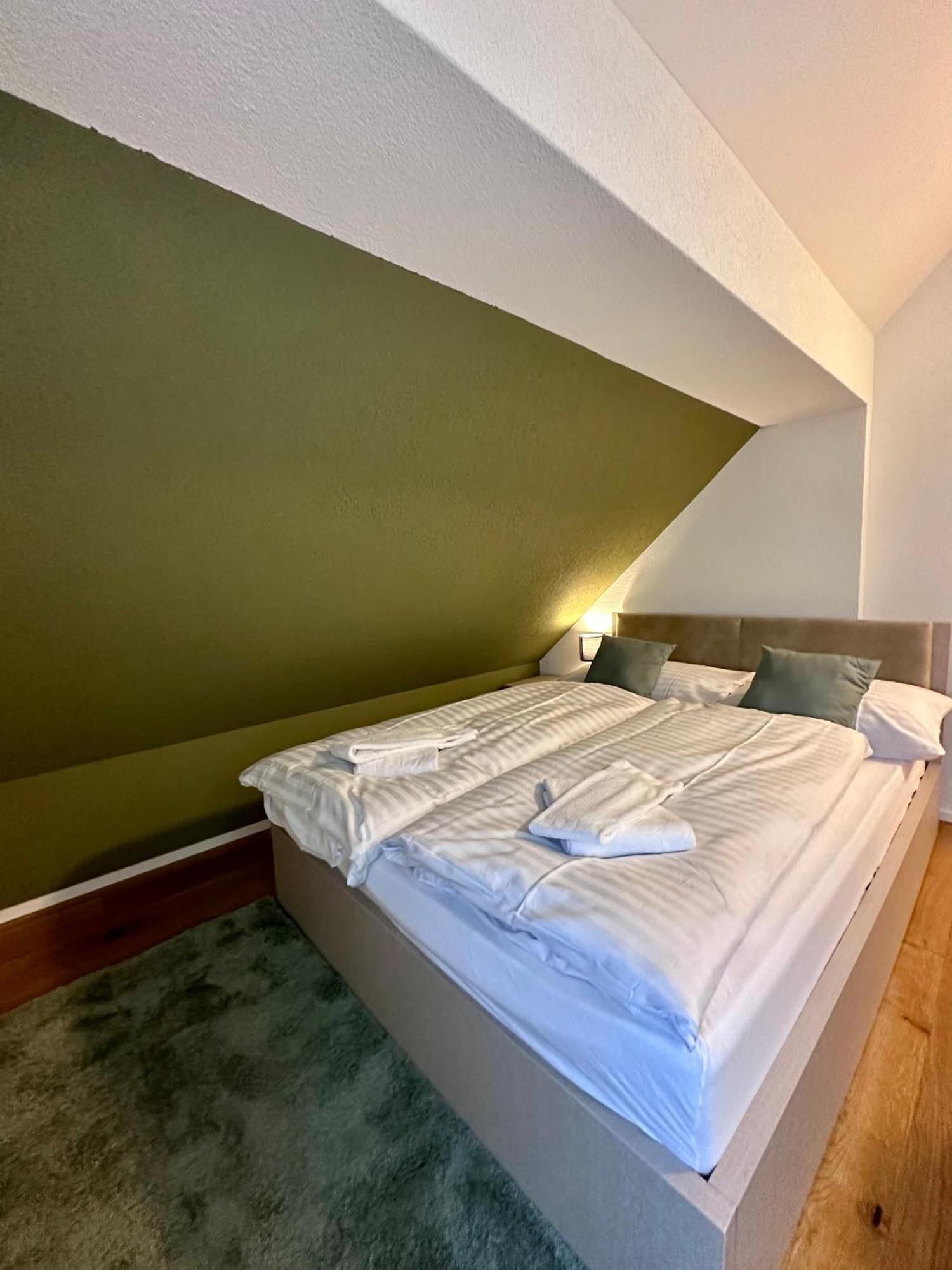 Welcome Hotel - Hellbuehl Self-Check-In Екстериор снимка
