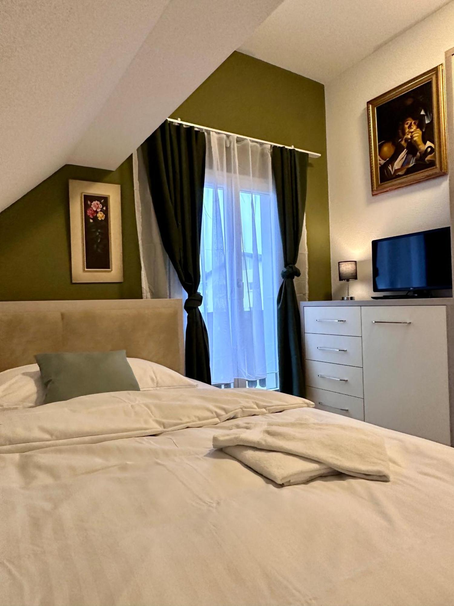 Welcome Hotel - Hellbuehl Self-Check-In Екстериор снимка